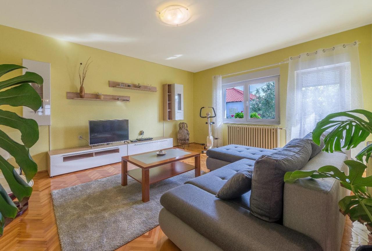 זאדאר Apartments Villa Odesa With Shared Pool מראה חיצוני תמונה