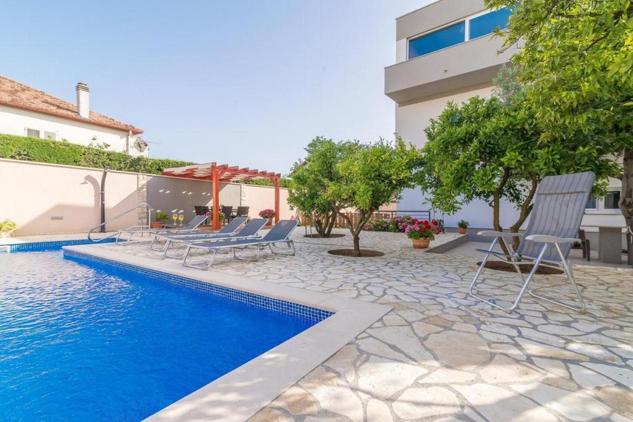 זאדאר Apartments Villa Odesa With Shared Pool מראה חיצוני תמונה