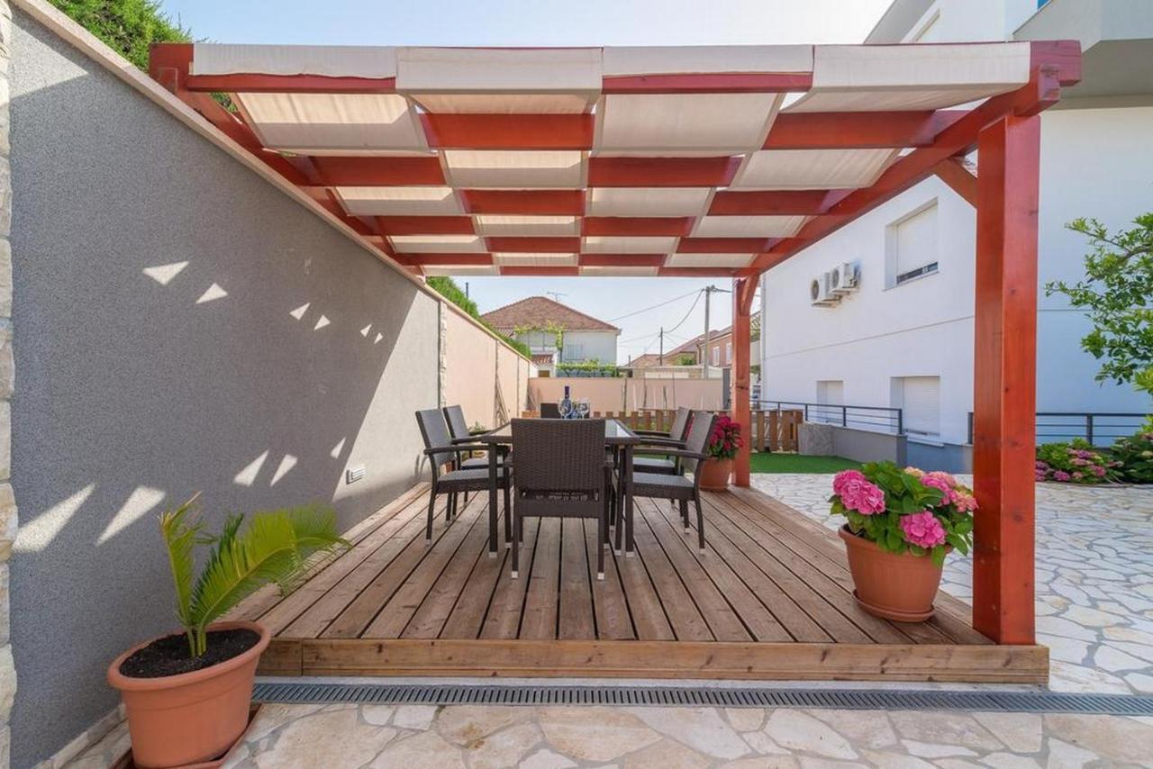 זאדאר Apartments Villa Odesa With Shared Pool מראה חיצוני תמונה