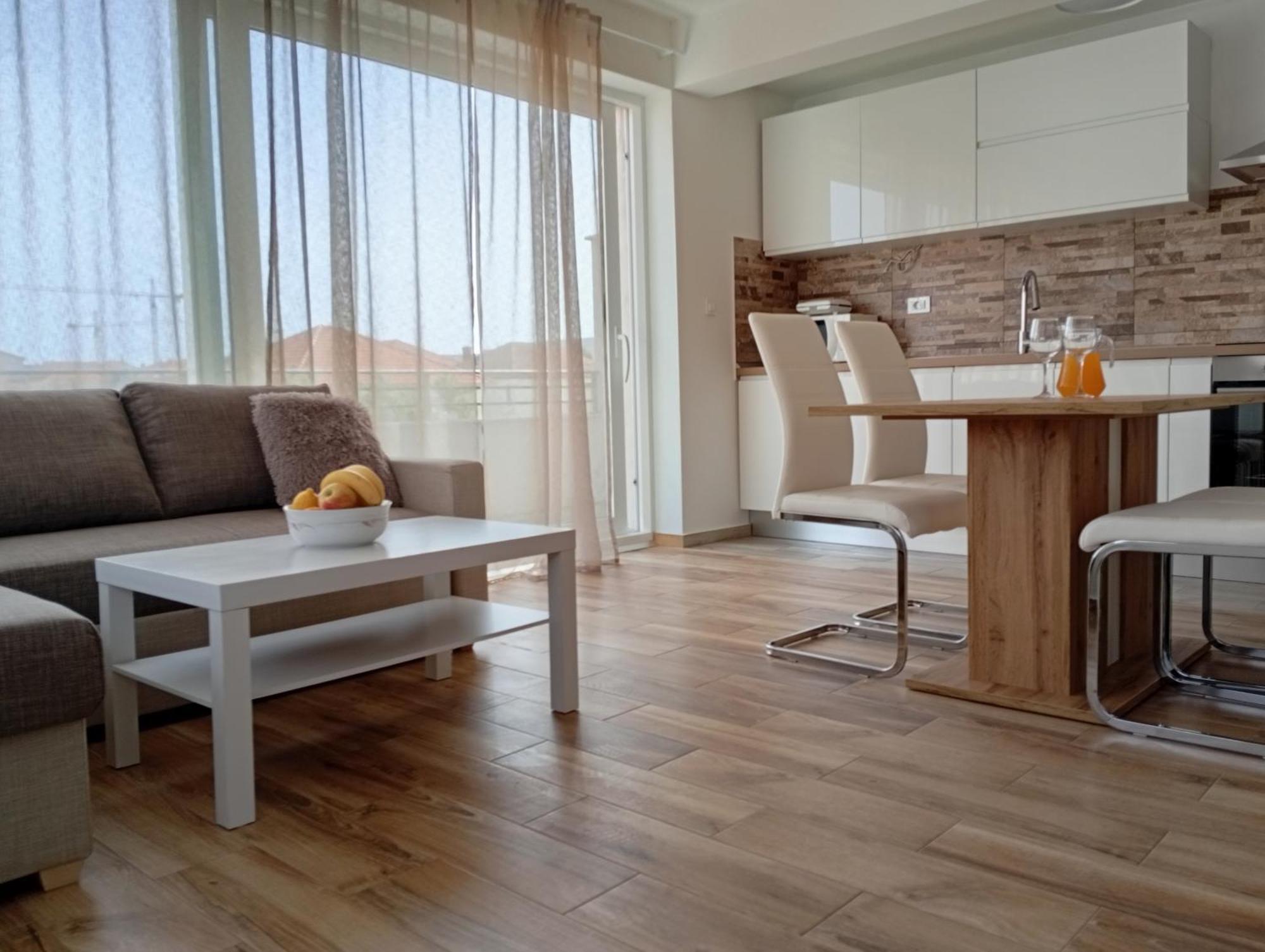 זאדאר Apartments Villa Odesa With Shared Pool מראה חיצוני תמונה