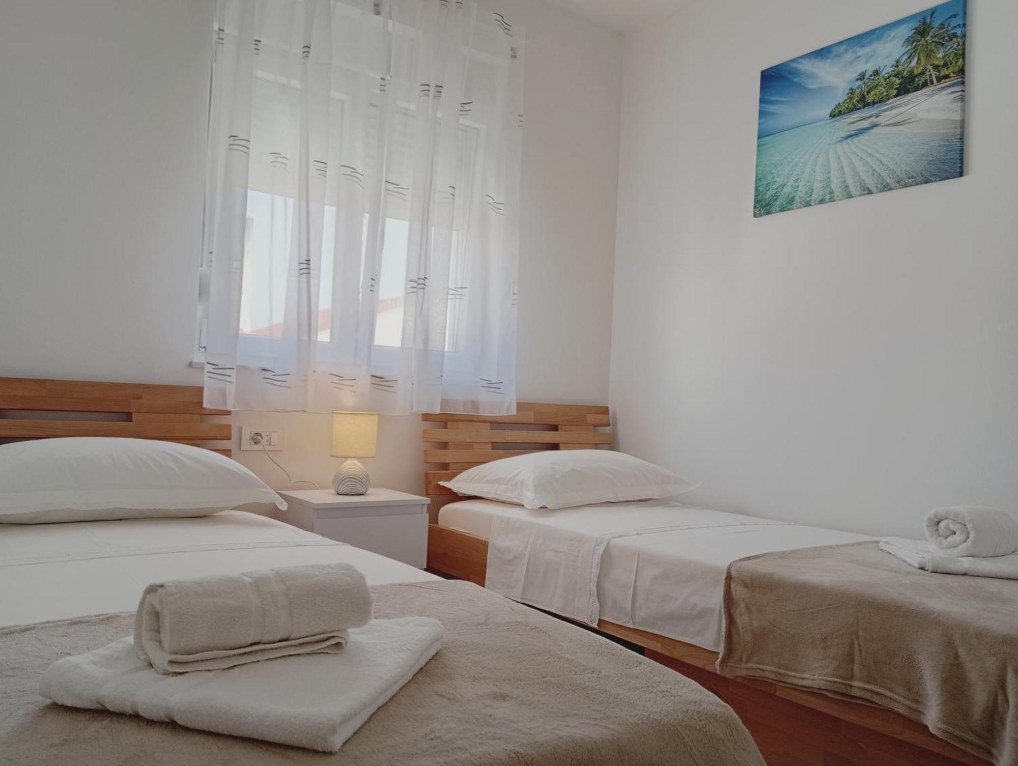 זאדאר Apartments Villa Odesa With Shared Pool חדר תמונה