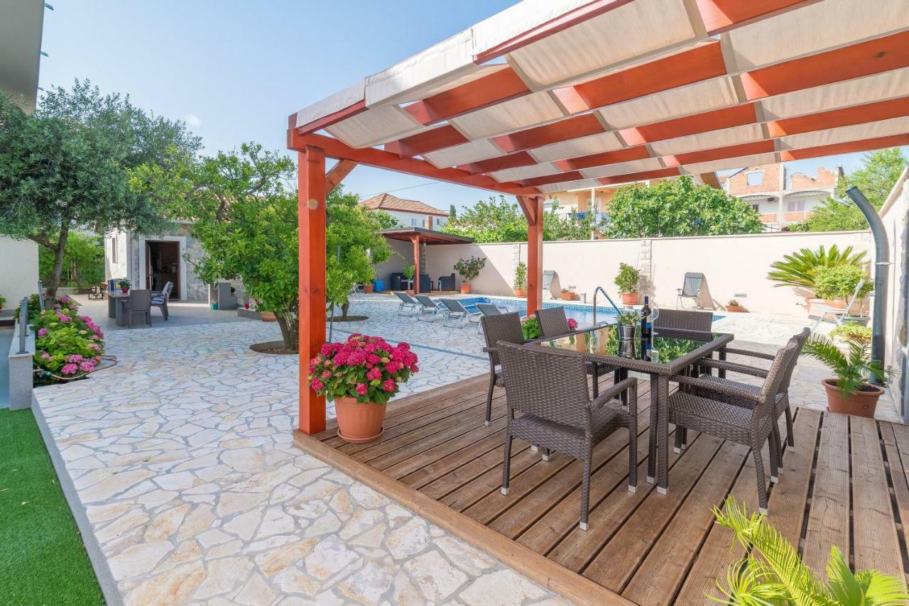 זאדאר Apartments Villa Odesa With Shared Pool מראה חיצוני תמונה