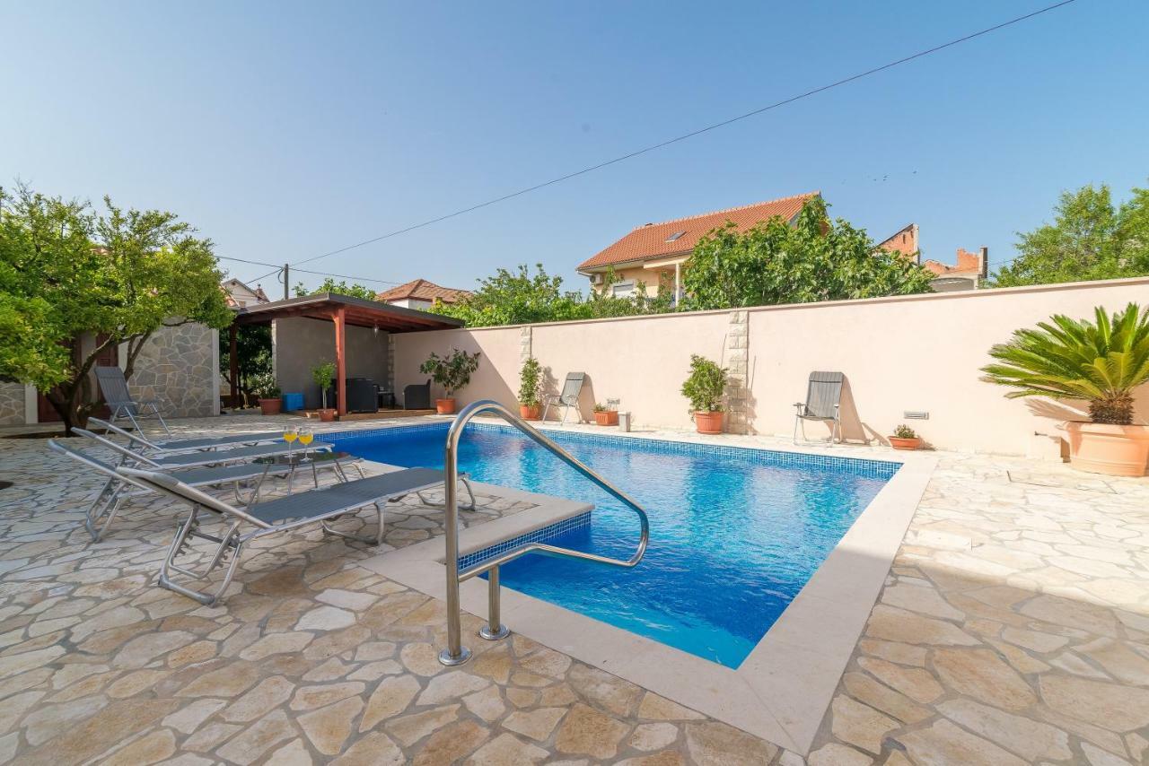 זאדאר Apartments Villa Odesa With Shared Pool מראה חיצוני תמונה